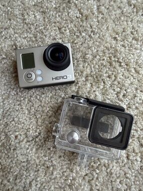GoPro HERO3 Silver Action Camera with Clear Waterproof Case